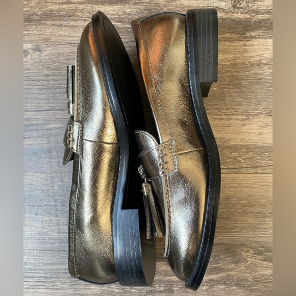 NEW Franco Sarto Women’s Metallic Loafers with Tassel Size 7 - Picture 7 of 11